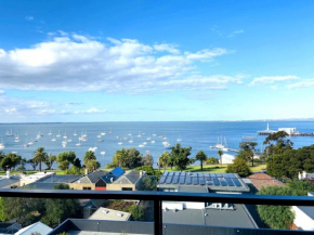 Modern apartment with water view in Geelong, Geelong
